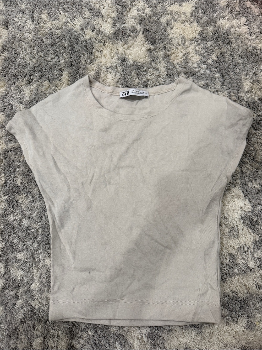 ZARA Neutral Beige Short Sleeve Knit Crop Top